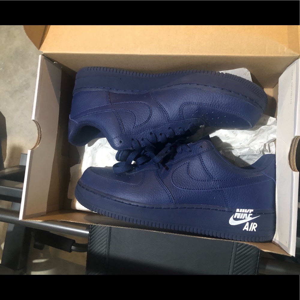 Air Force 1 Low Leather ‘Emblem Pack’